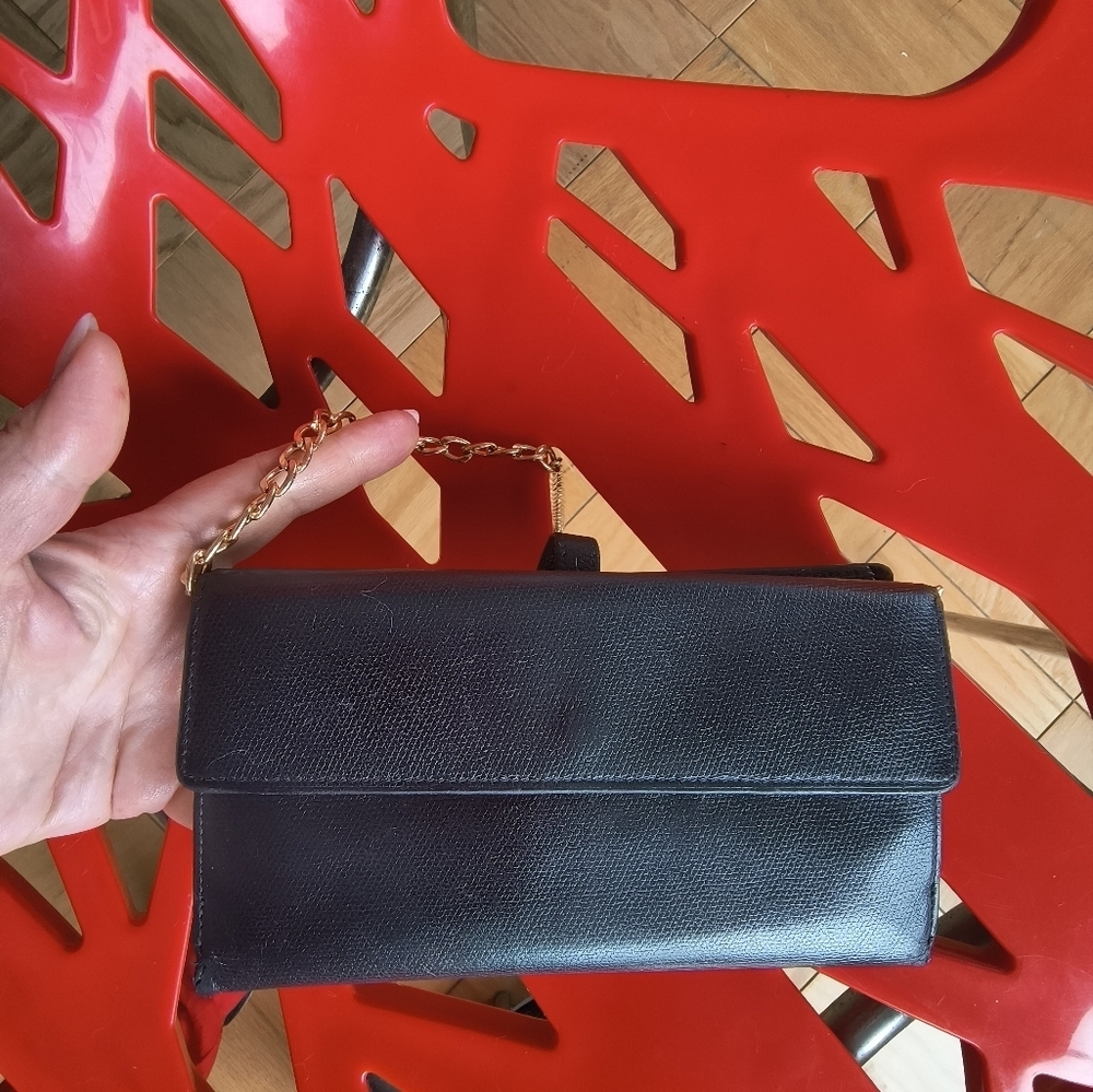 Vintage Chanel Wallet Upsycled With Unbrended Chain - Picture 5 of 16